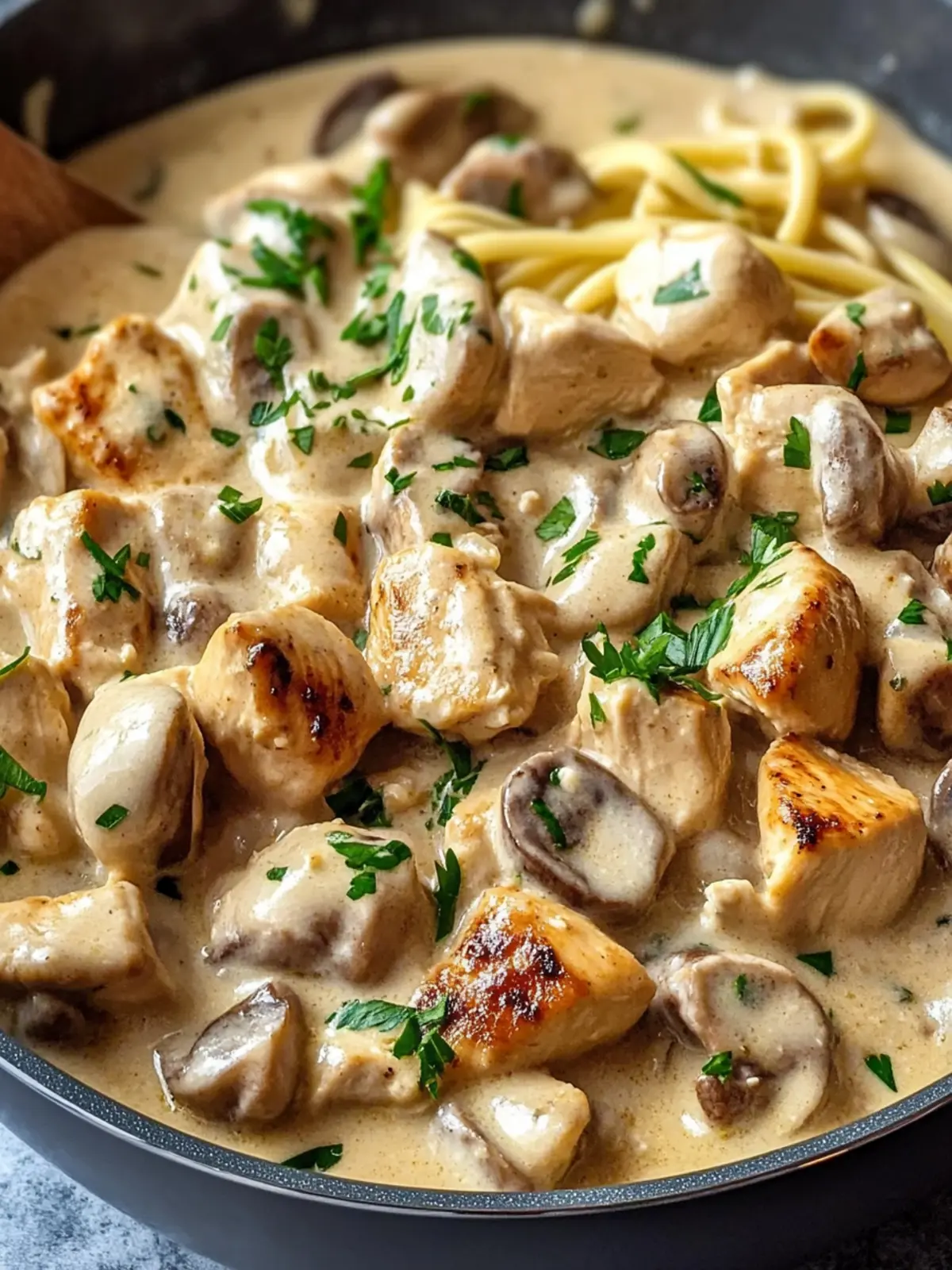 Delicious Creamy Chicken Stroganoff Recipe in One Pan 3 Creamy Chicken Stroganoff Recipe