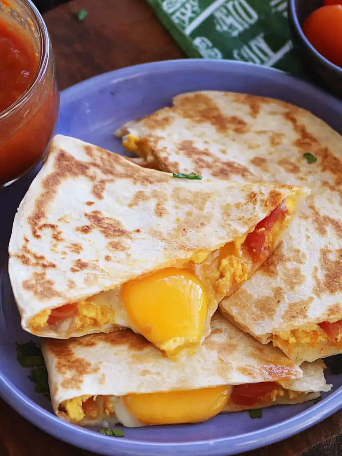 Savor Crispy Fried Egg Quesadilla for a Protein Boost 4 Fried Egg Quesadilla